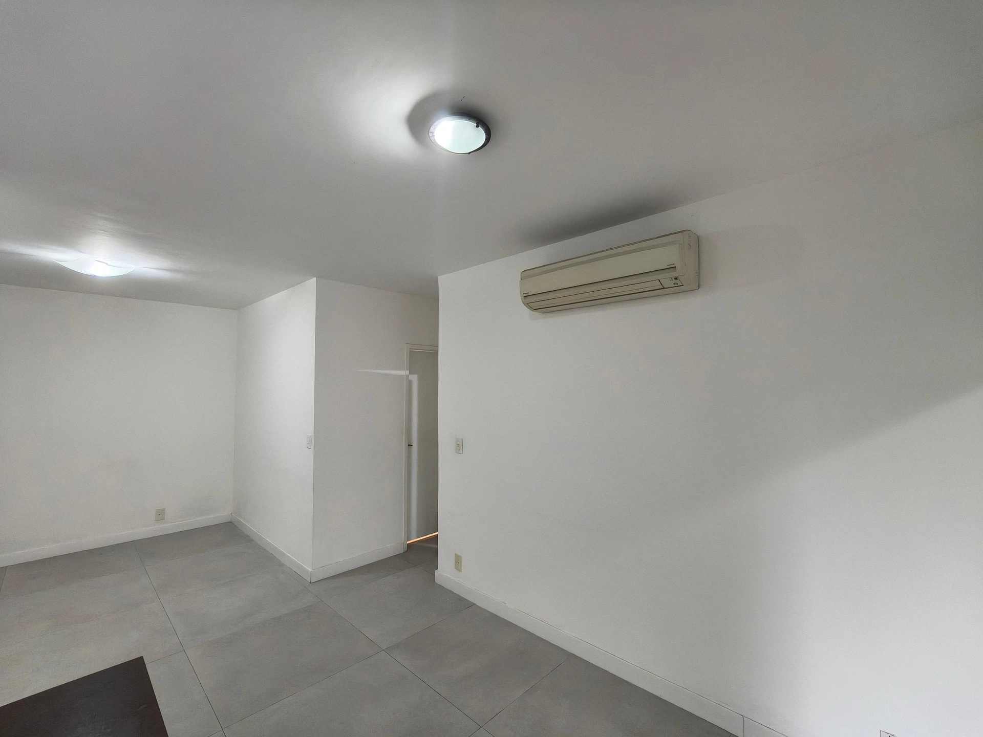 3-bedroom apartment with a park view — photo 28