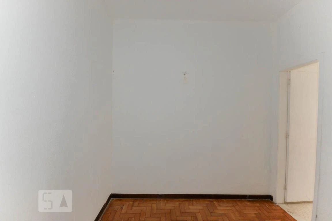 Apartamento, 40 m², com piso de madeira ou laminado — photo 20