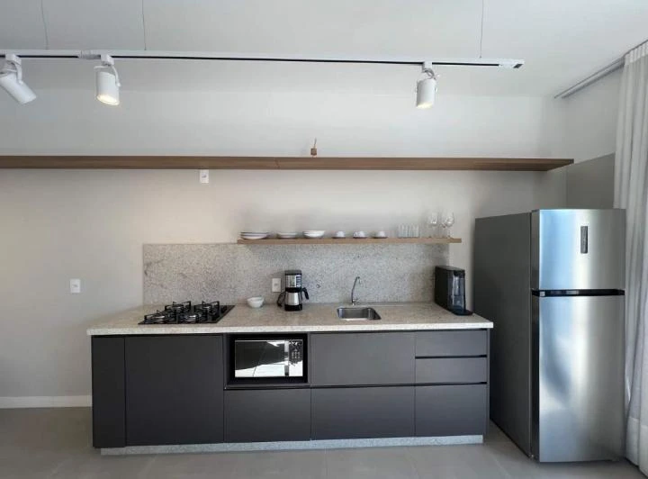 Apartamento amueblado de 1 dormitorio con cocina integrada — photo 6