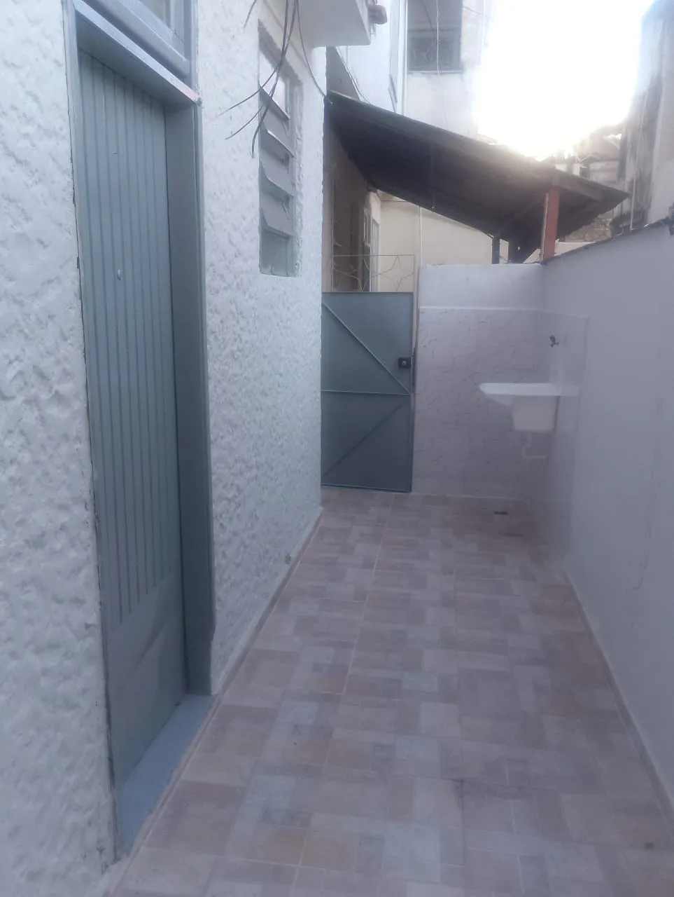 Casa sem mobília com 2 quartos e cozinha separada — photo 6