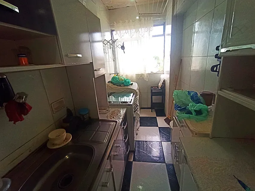 Mountain view in a 2-bedroom apartment, 48 m² — photo 6
