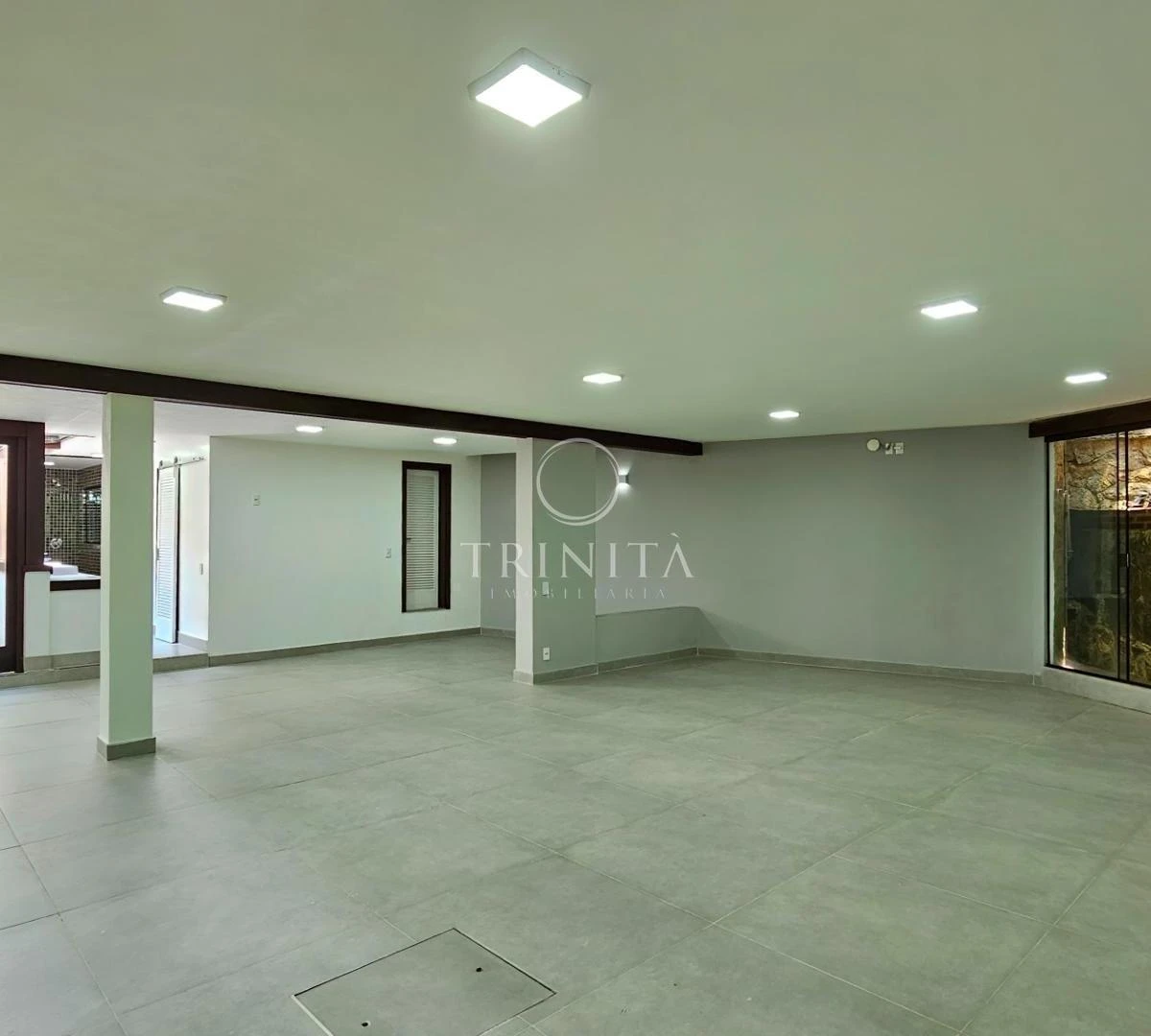 5-bedroom house with a bathtub in Rio de Janeiro — photo 41