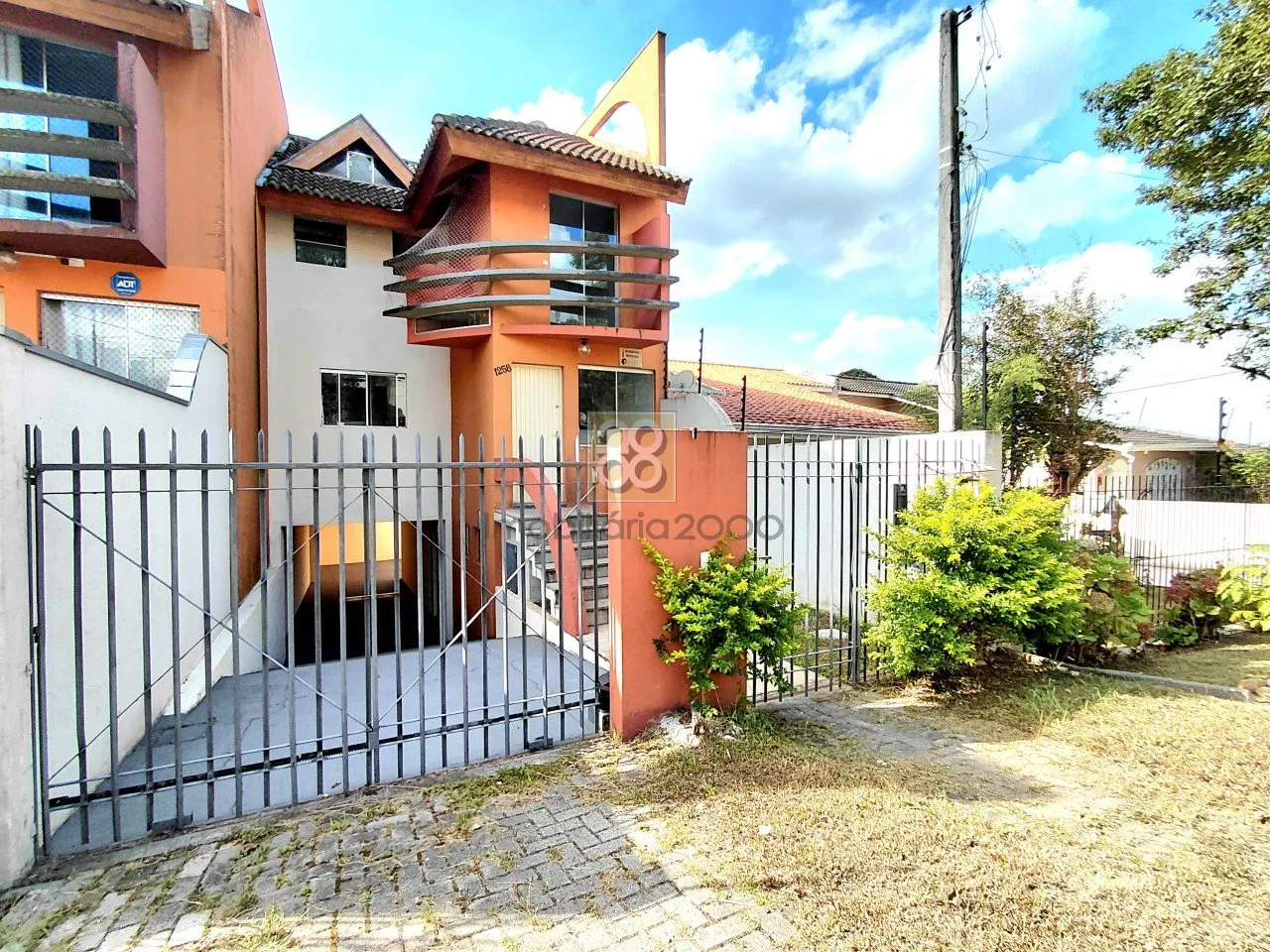 House with 3 bedrooms and 170 m² plus 2 parking spaces