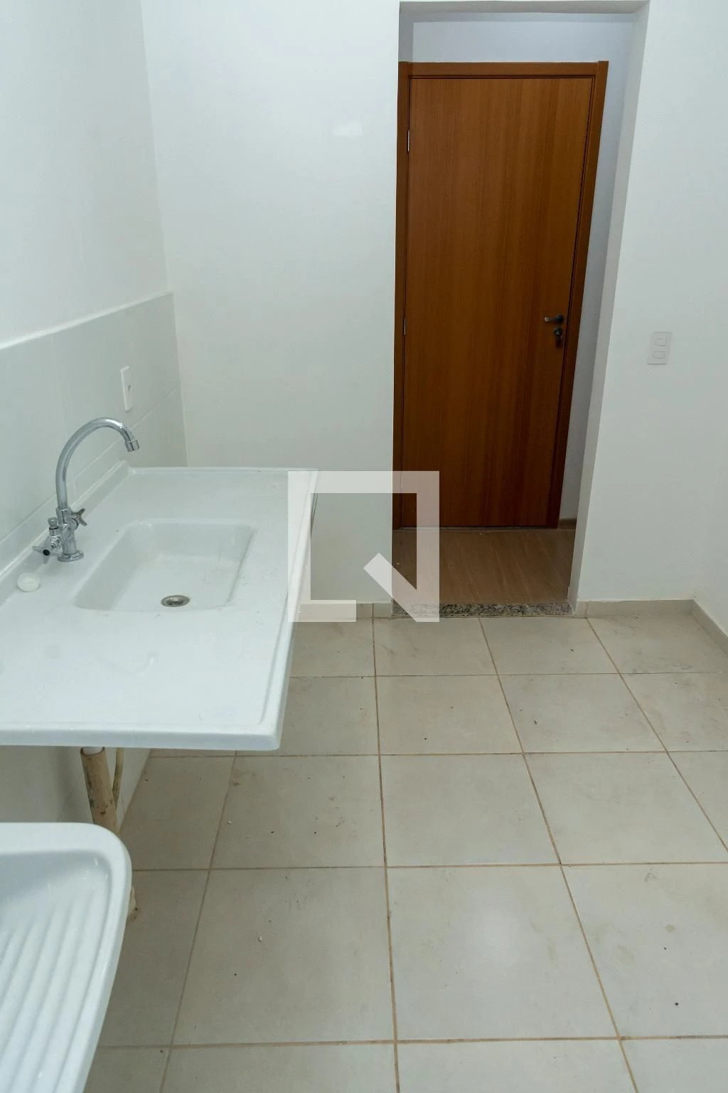 2-bedroom apartment in a building with a gym — photo 50