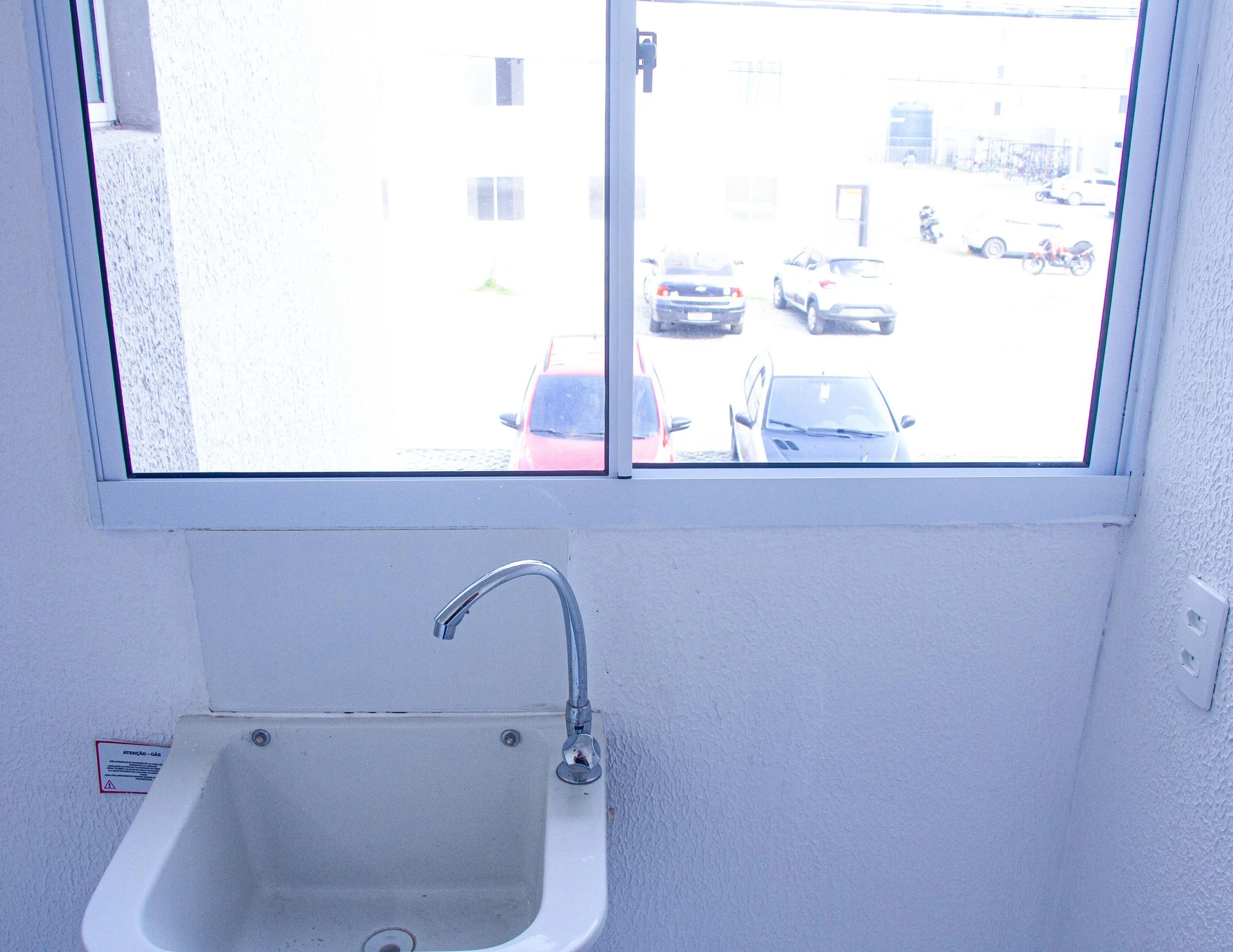 2-bedroom unfurnished apartment with private garden — photo 6