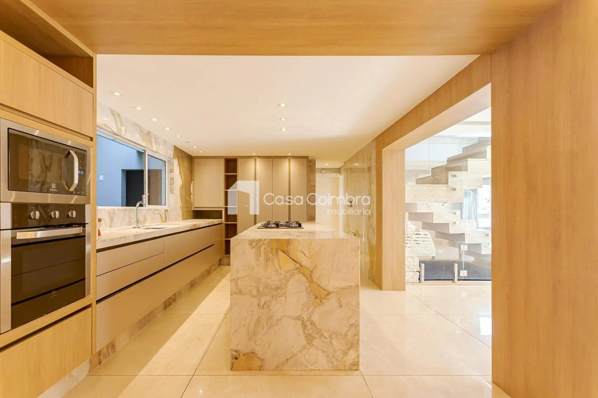 House, 450 m², with a bathtub — photo 2