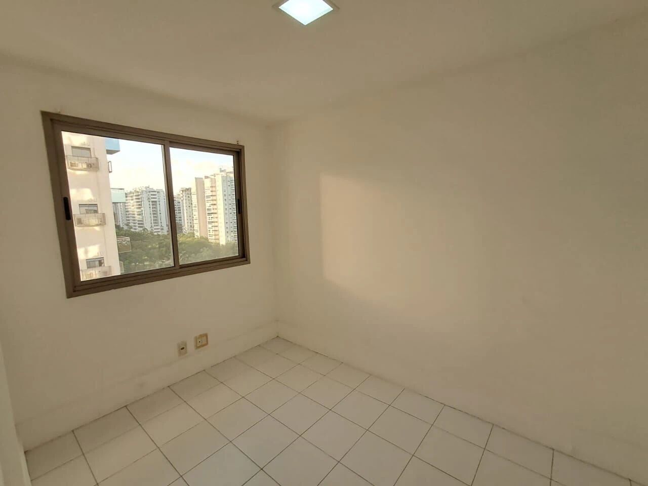4-suite apartment with 370 m² and private BBQ area — photo 21