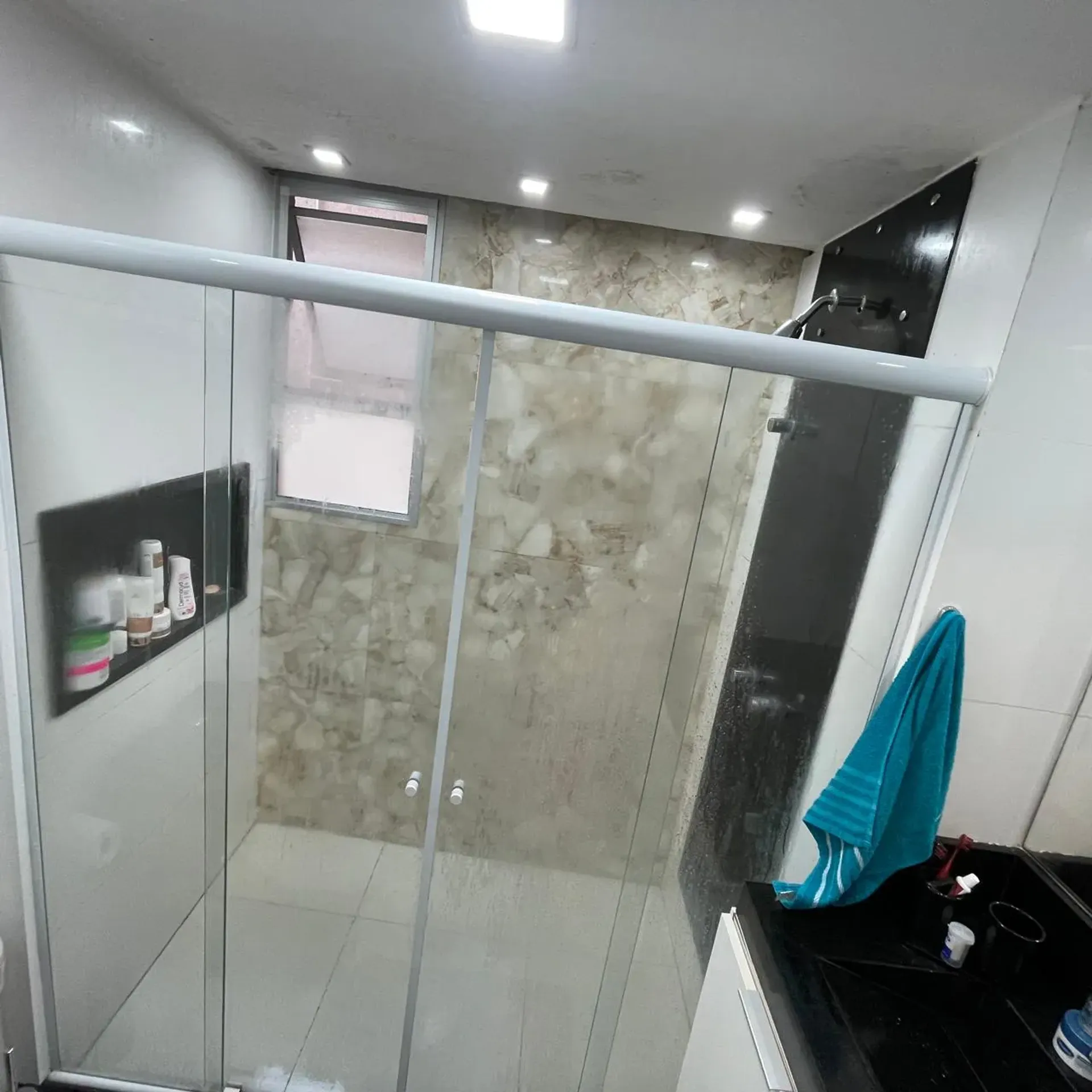 2-bedroom apartment in a building with a pool — photo 14