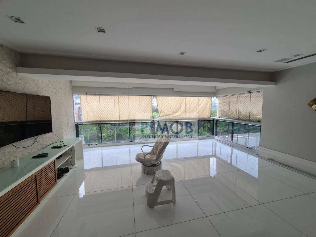 Furnished duplex penthouse with 3 bedrooms and 256 m² — photo 31