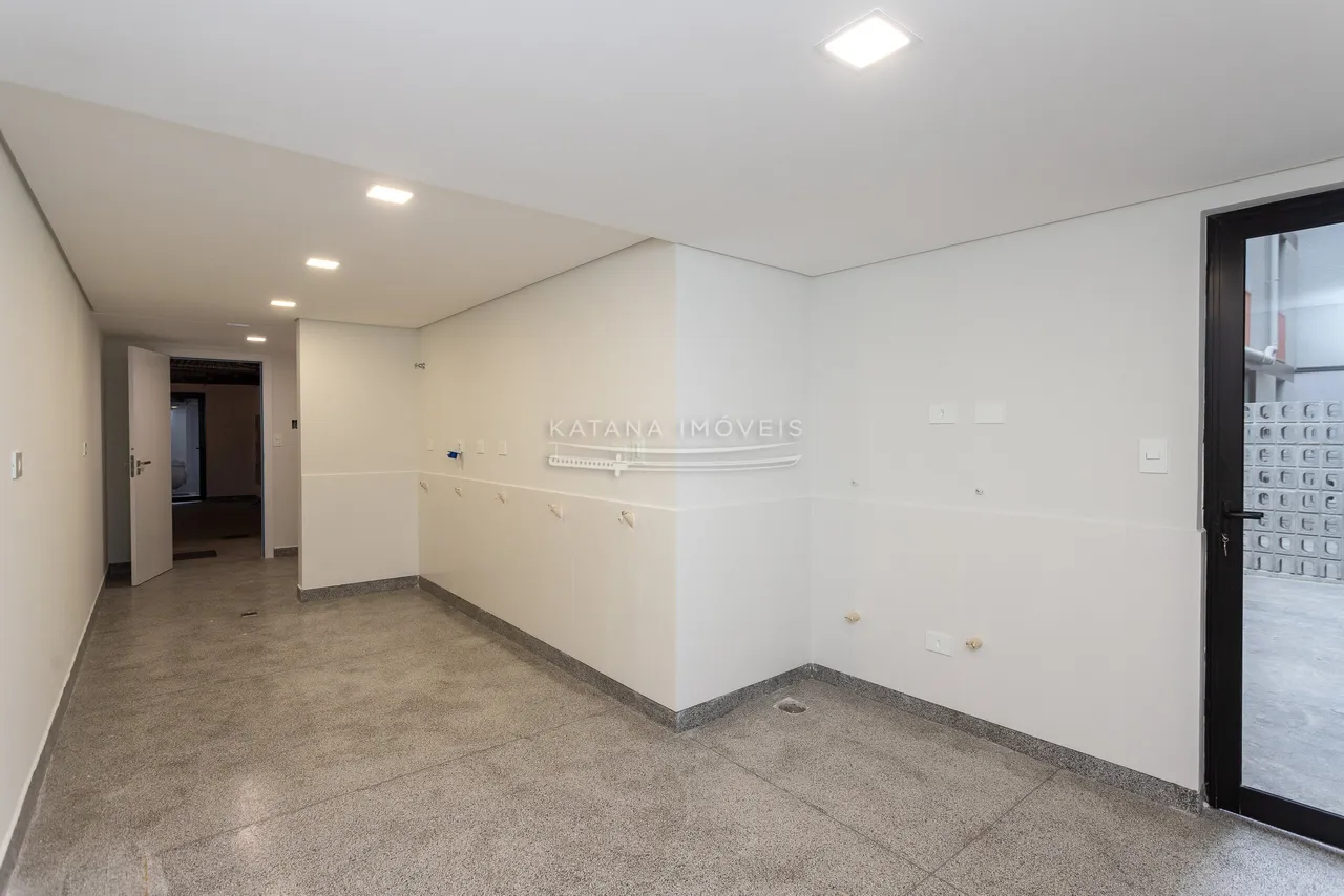 Apartamento de 1 quarto com cozinha compacta e box de vidro — photo 9