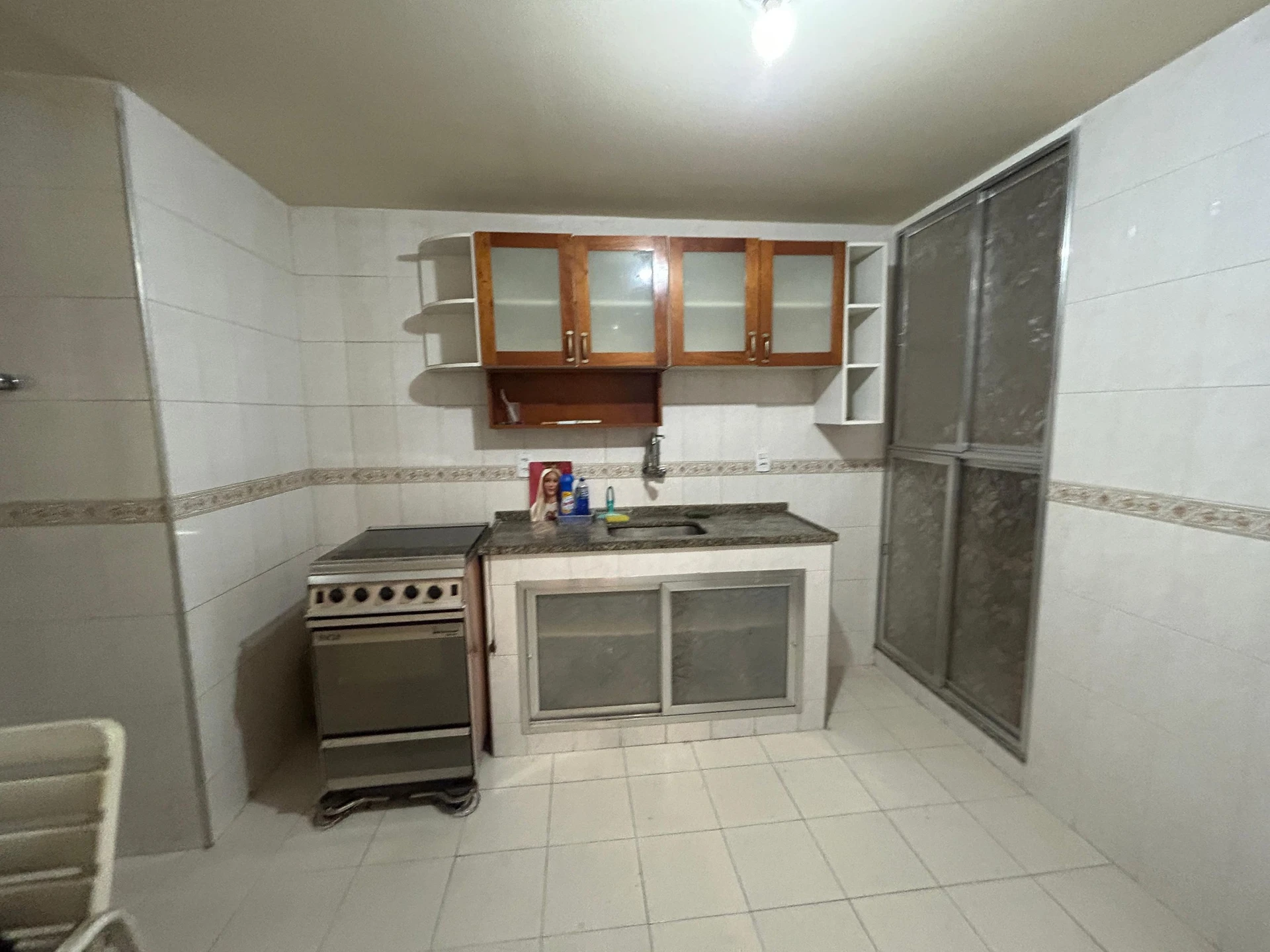 Меблированная квартира с 3 спальнями и балконом — photo 12