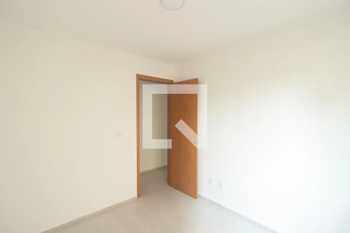 2-bedroom apartment in a building with a pool — photo 54