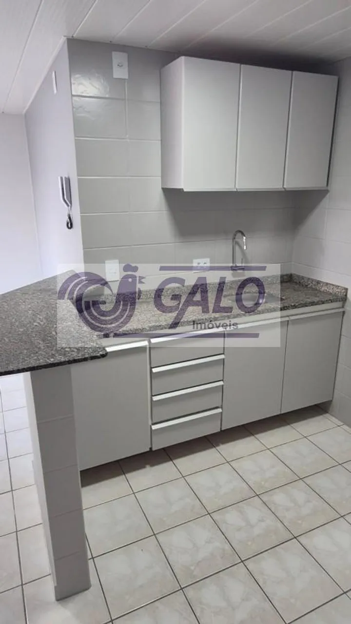 Rental apartment with a glass shower and 1 bedroom — photo 2