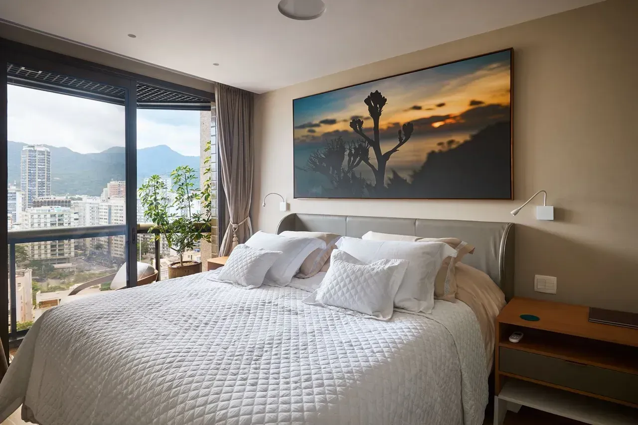 Unfurnished 2-bedroom apartment with 3 bathrooms — photo 35