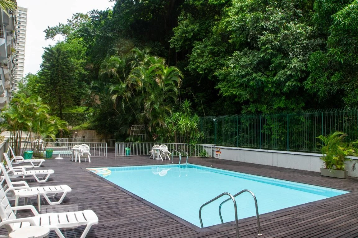 Apartamento mobiliado de 1 quarto em condomínio com piscina — photo 8