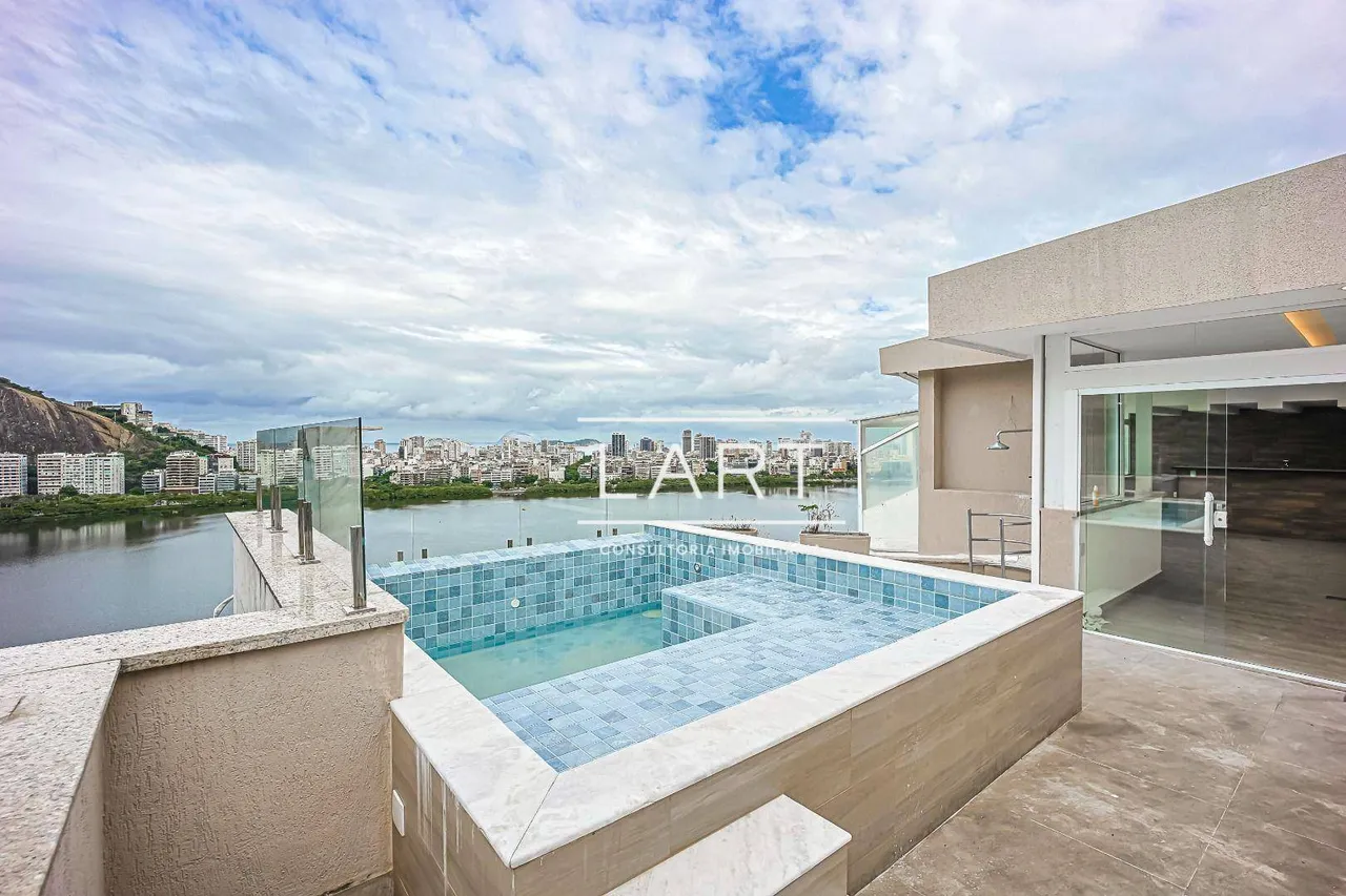 Penthouse with 4 bedrooms and 458 m² and 3 parking spots