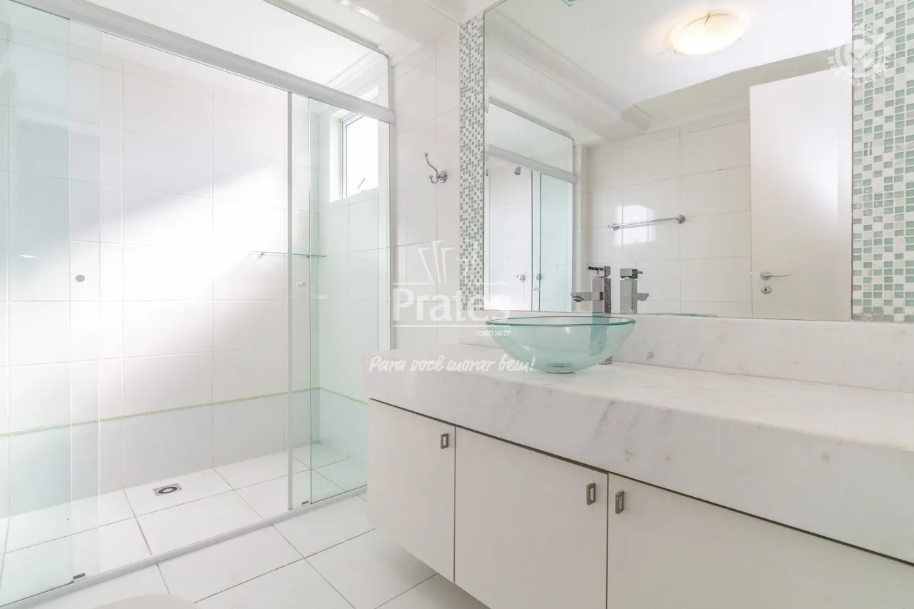 391 m² apartment with 4 en-suite bedrooms and 3 spots — photo 15