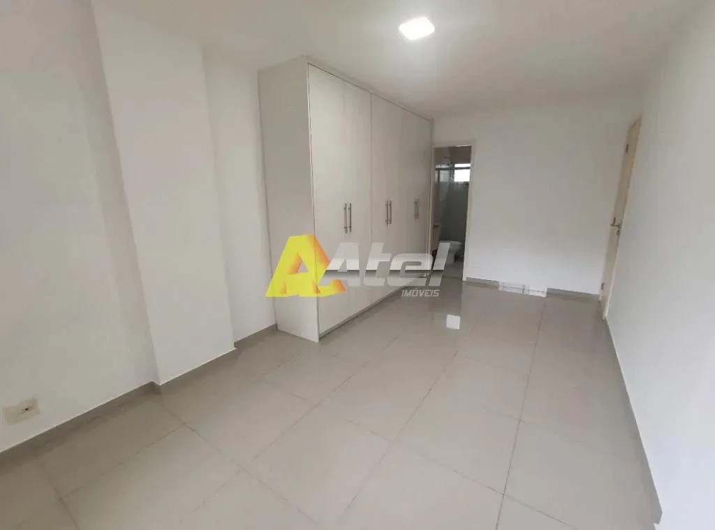 3-bedroom apartment, 1 with its own bathroom, 108 m² — photo 3