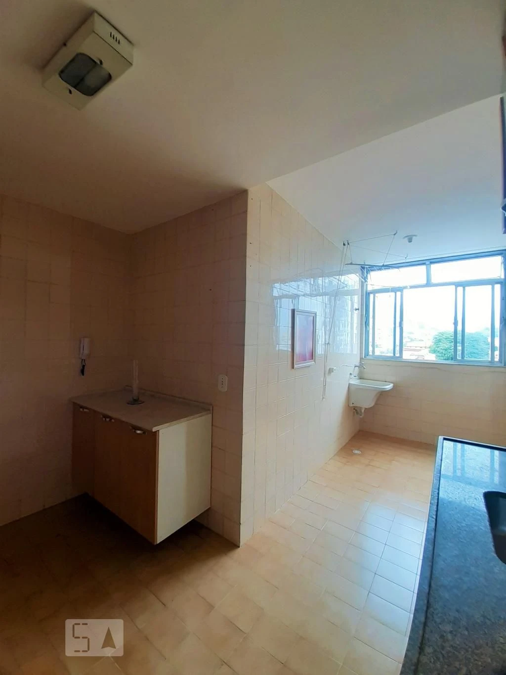 2-bedroom apartment with a mountain view in Rio de Janeiro — photo 27