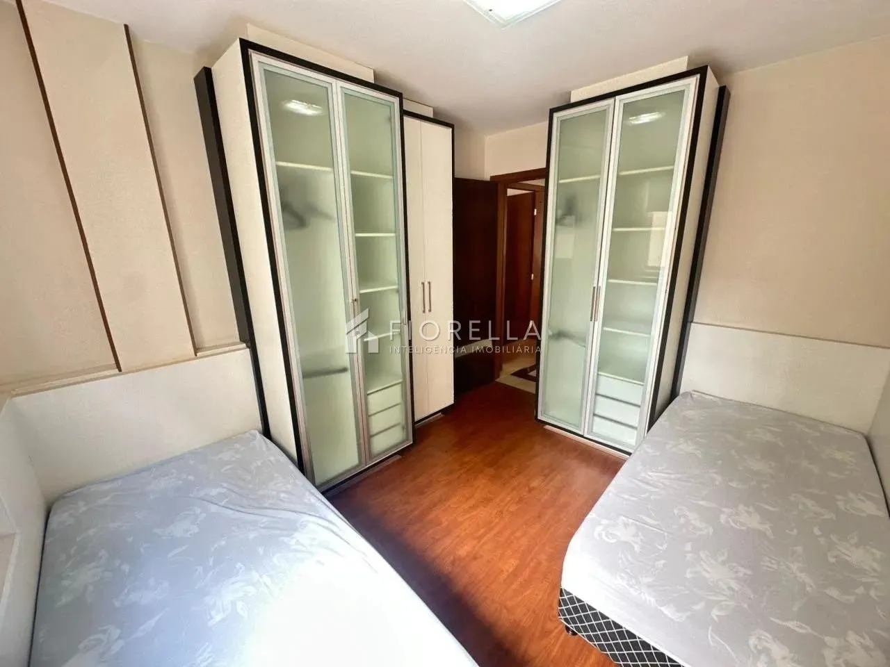 Apartamento mobiliado de 2 quartos com máquina de lavar — photo 17