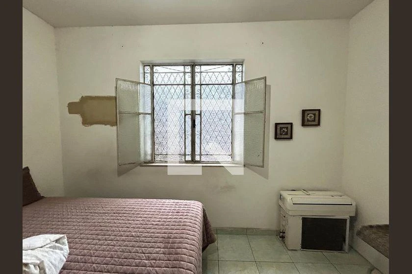 Home office in a 3-bedroom house, 197 m² — photo 32