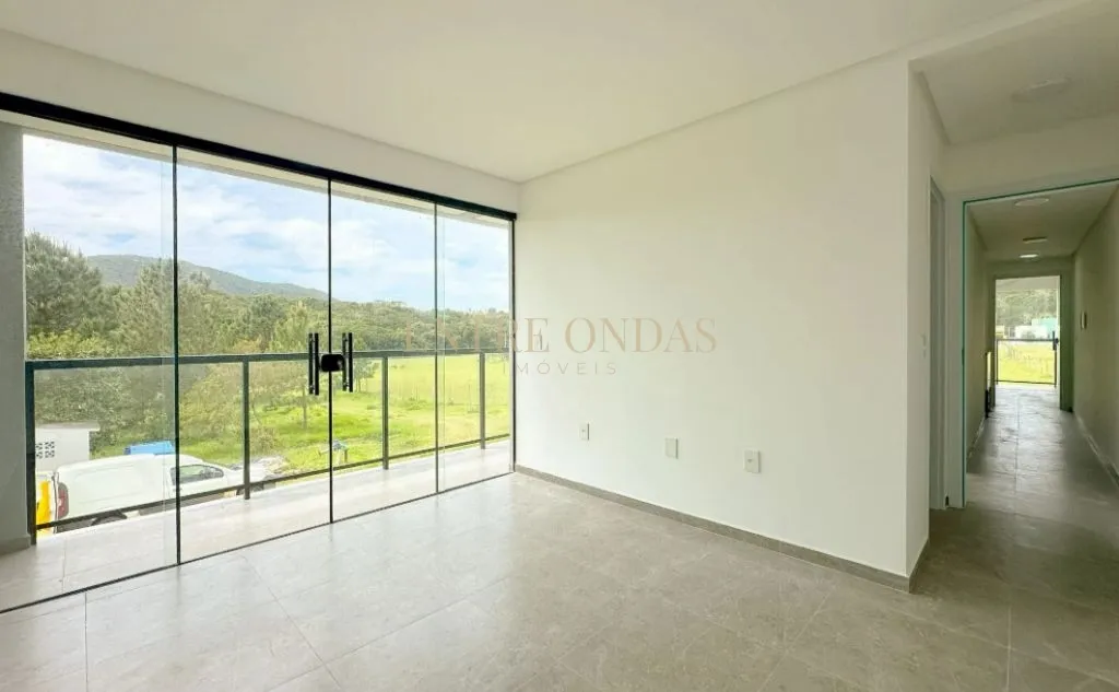 3-bedroom house with a mountain view in Florianópolis — photo 31