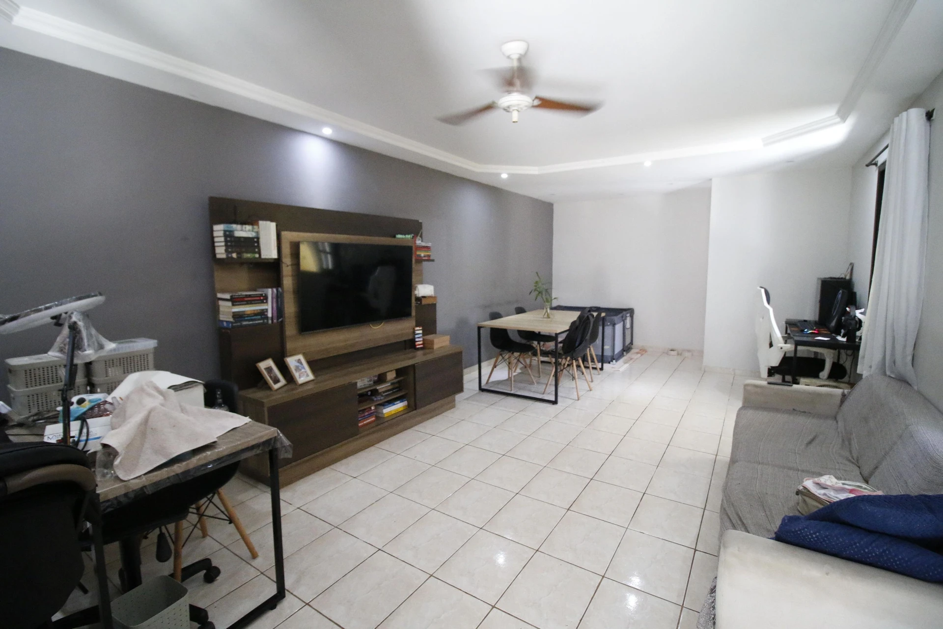 Casa mobiliada, 230 m², com espaço de home office