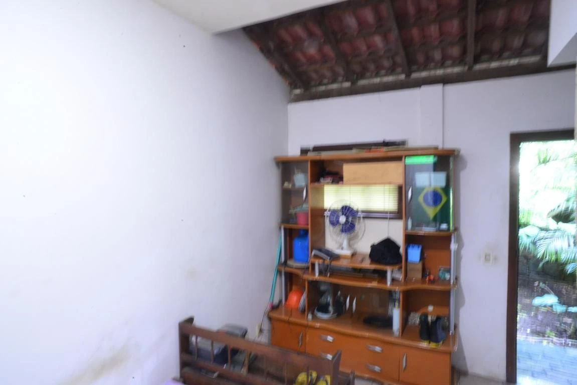Casa mobiliada com 6 quartos e 5 suítes, com jardim — photo 86