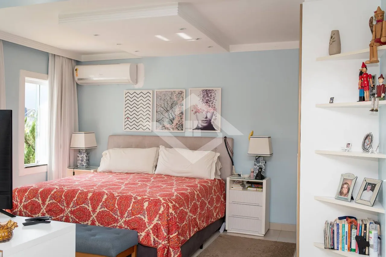 Triplex house 360 m² with 5 bedrooms and balcony grill — photo 11
