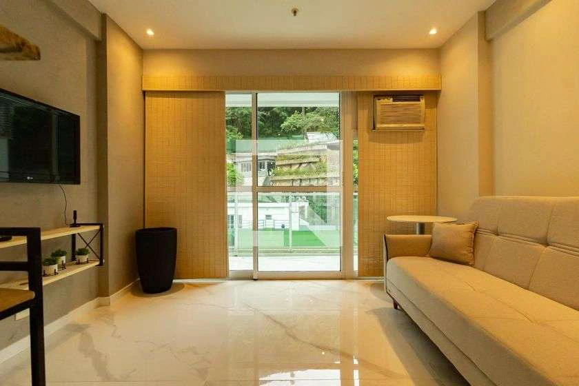 58 m² furnished 1-bedroom apartment with balcony