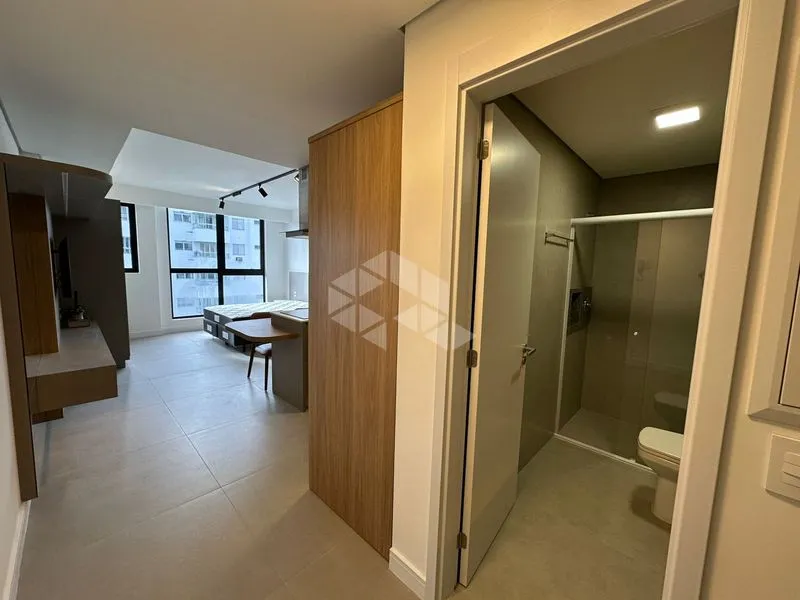 Furnished 33 m² studio with 1 bedroom and 1 bathroom — photo 30