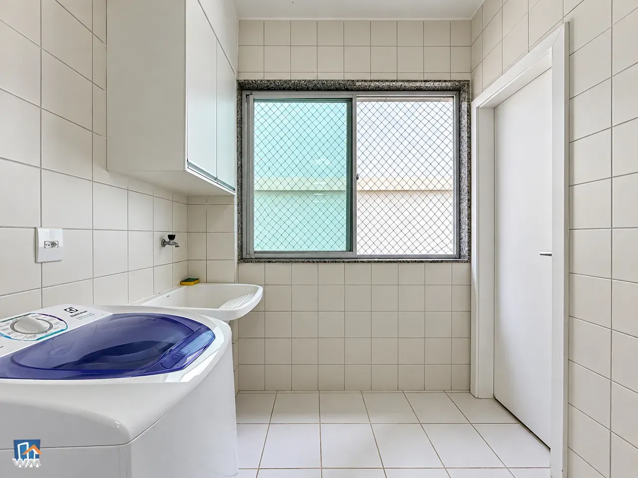 125 m² apartment with a washing machine and a home office — photo 13