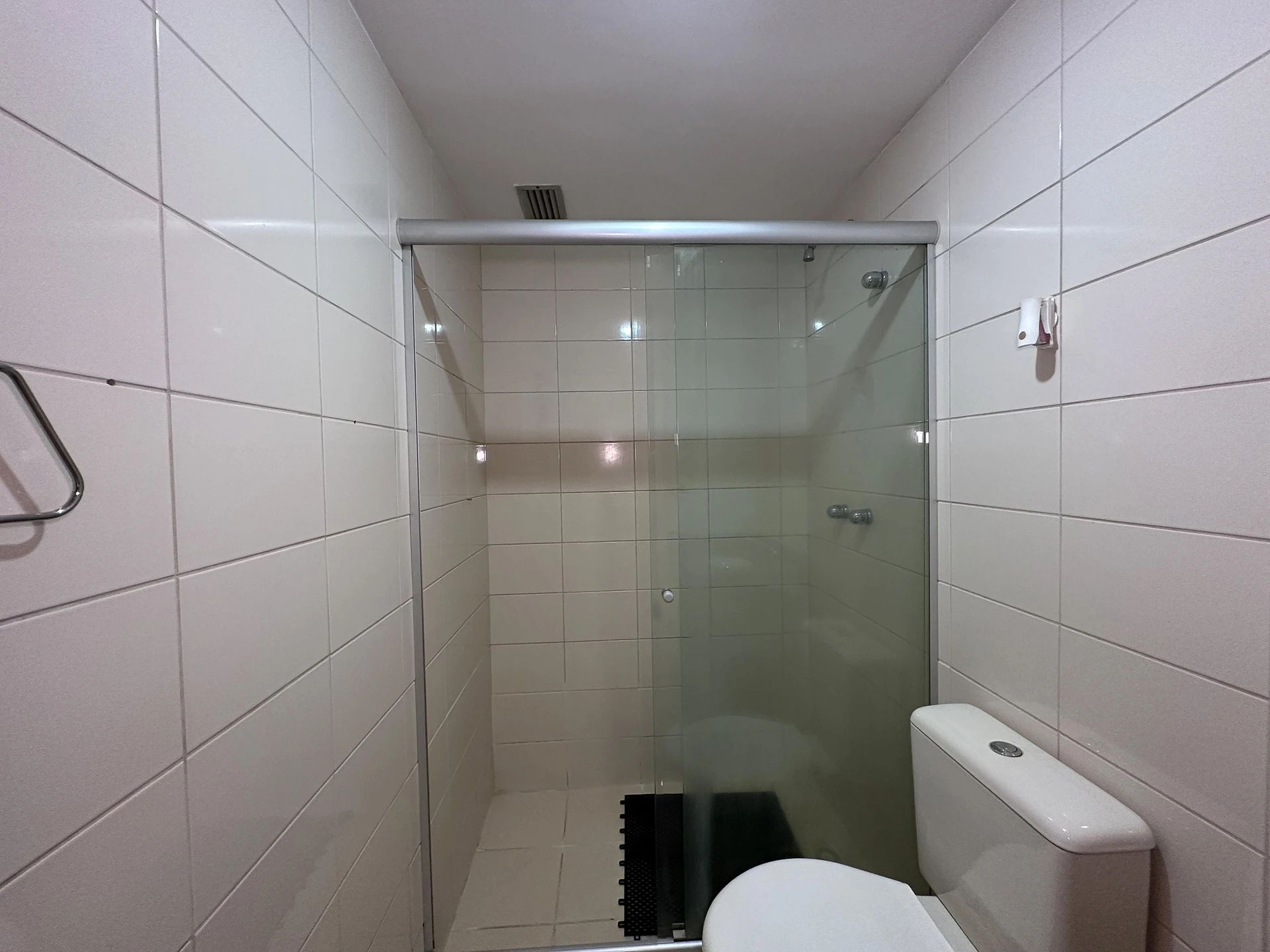 3-bedroom apartment in a building with a sauna — photo 57