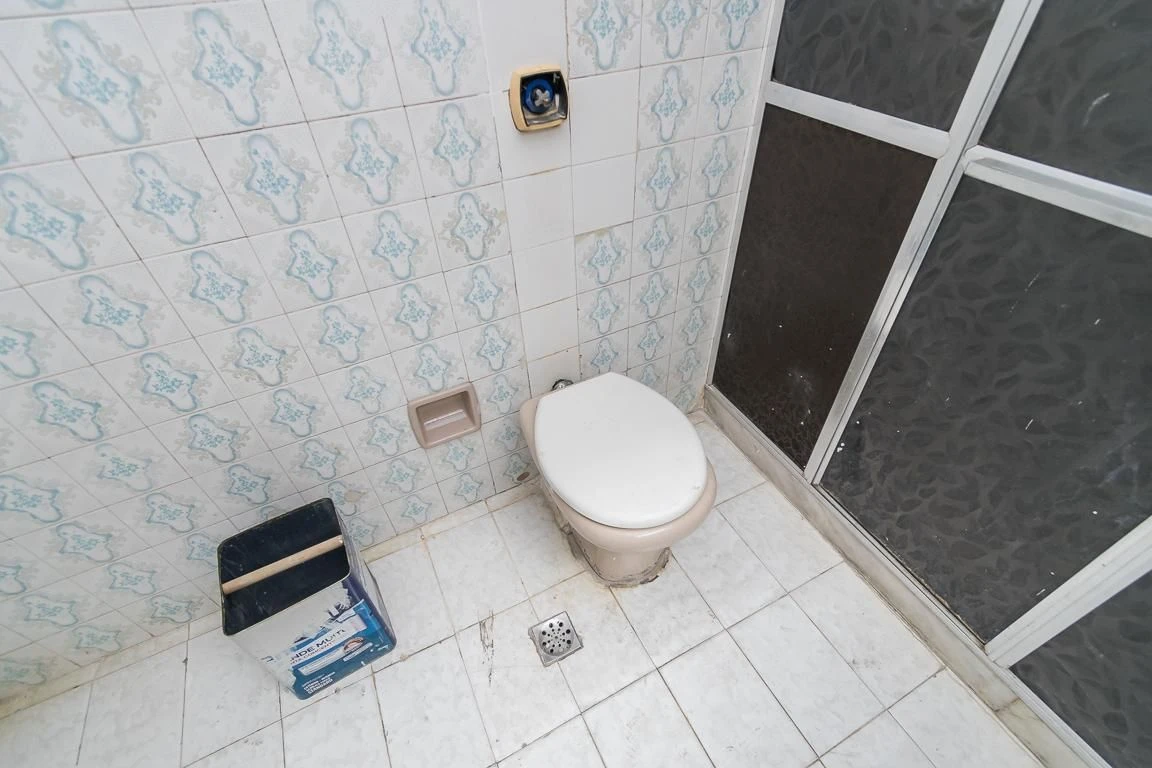Незамебльована квартира з 2 спальнями та душем у склі — photo 31
