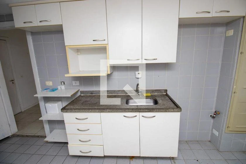 2-bedroom apartment in a building with a gym — photo 36