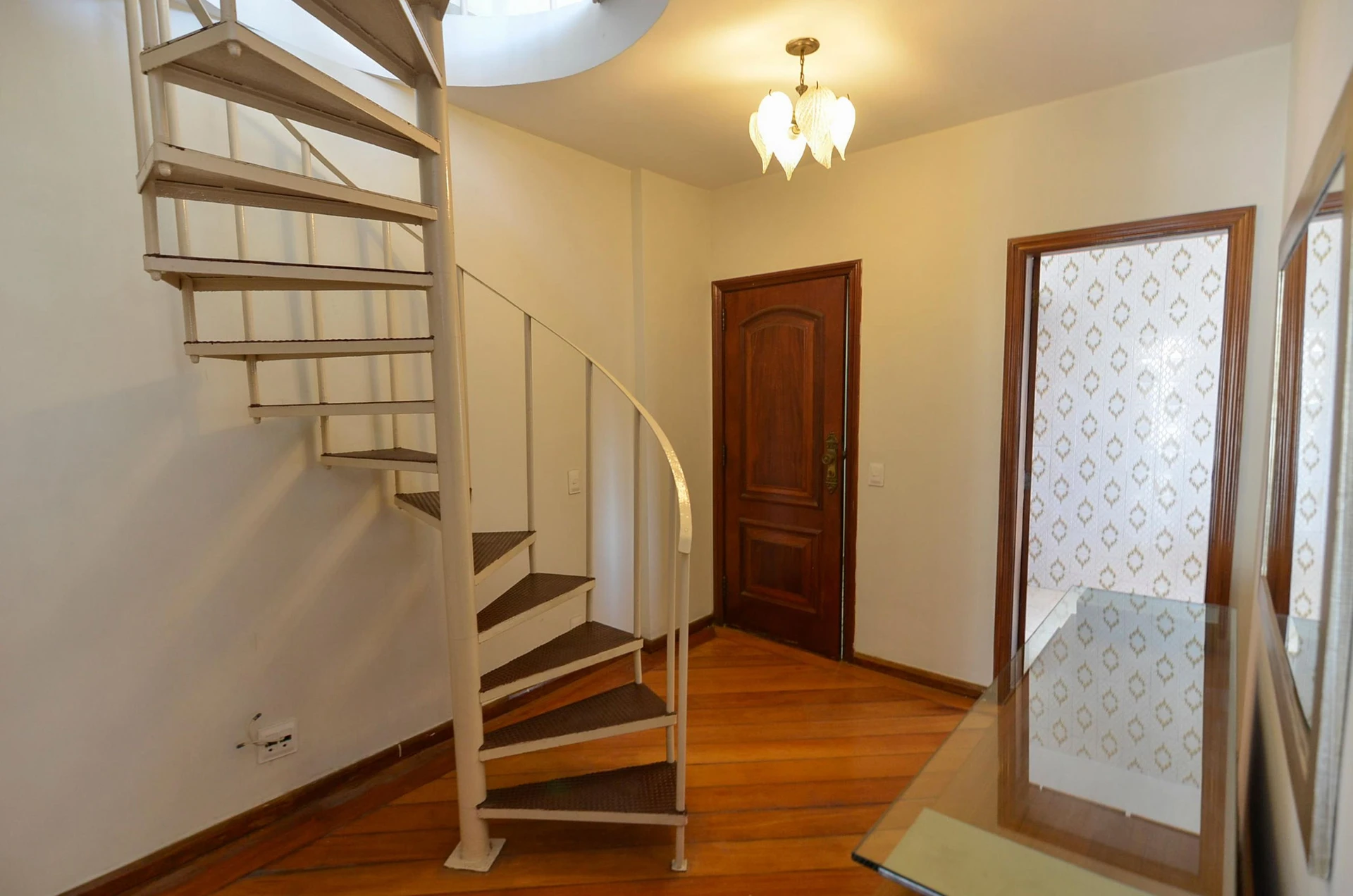 Unfurnished apartment with 3 bedrooms and 2 parking spots — photo 48
