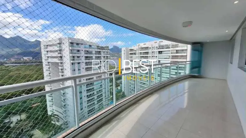 Apartment with 2 bedrooms and a built-in balcony grill — photo 17