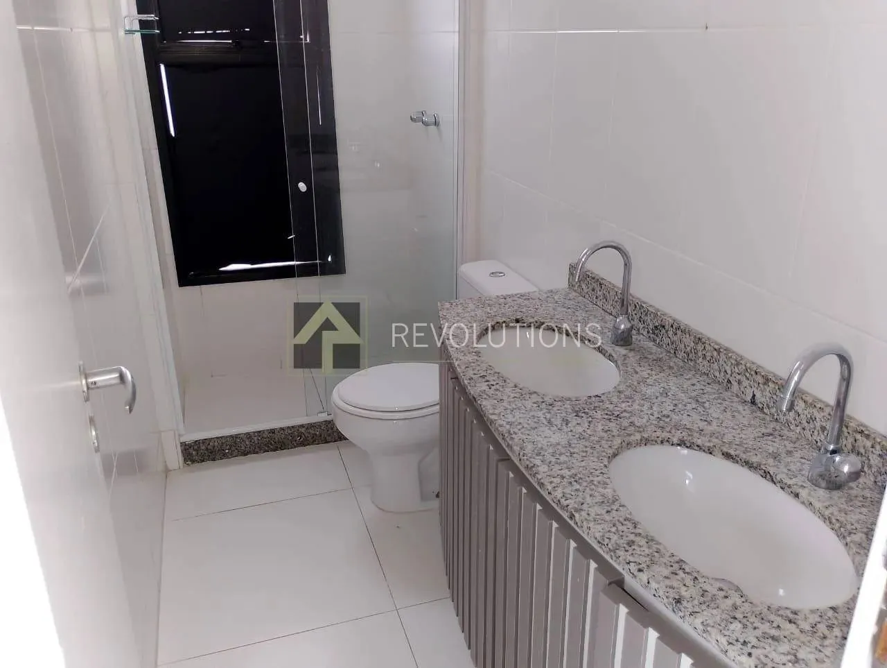 Casa com 3 quartos e 5 banheiros — photo 17