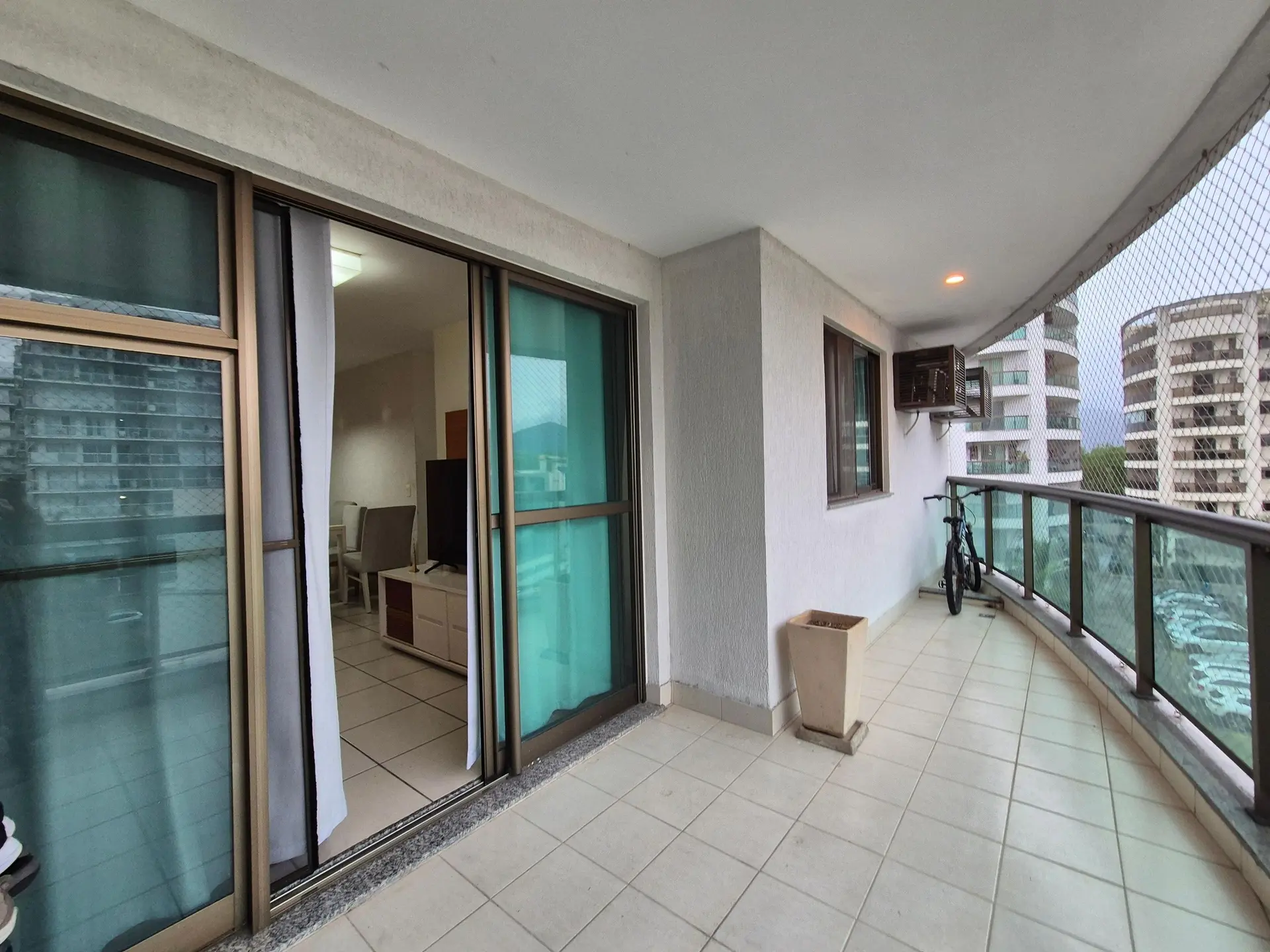 Furnished 3-bedroom apartment with 2 parking spaces — photo 19