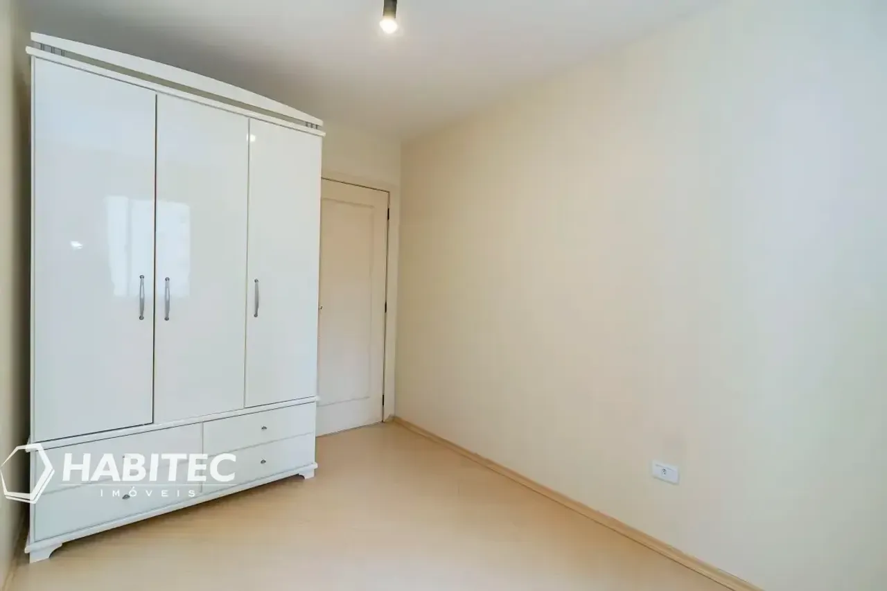 Apartamento de 3 dormitorios con zona de lavandería — photo 19
