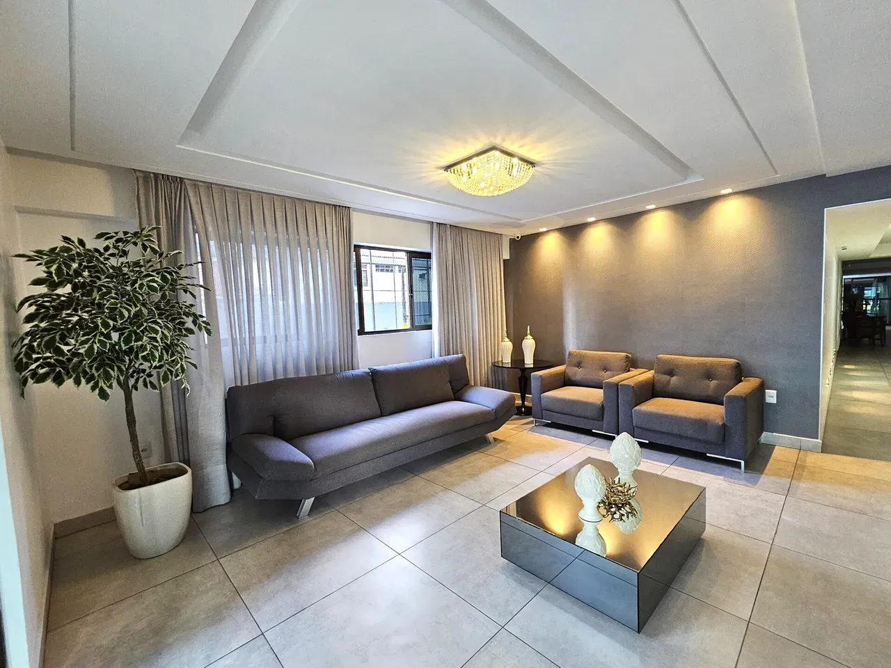 62 m² apartment with 2 bedrooms, 1 en-suite and 1 space