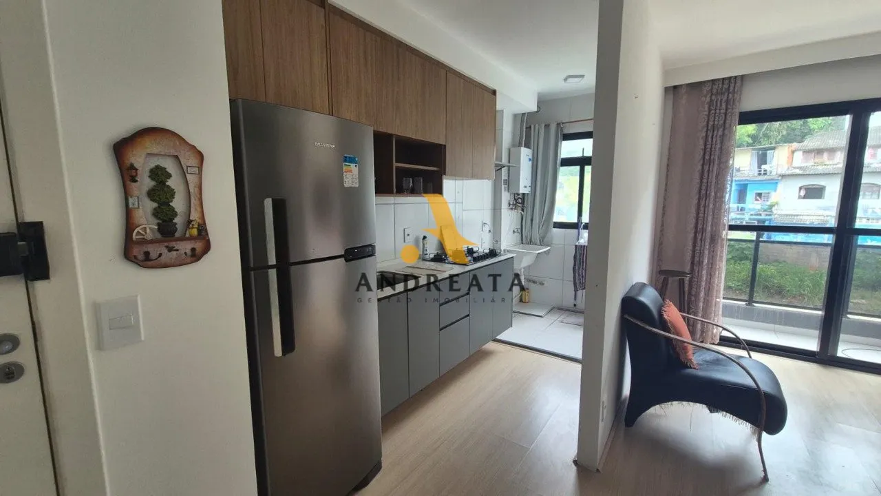 2-bedroom apartment with a washing machine — photo 2