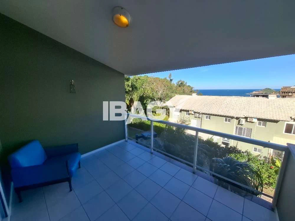 House with 3 bedrooms and 3 bathrooms, 246 m² inside — photo 3