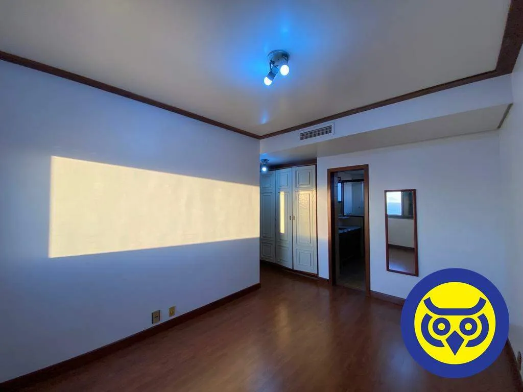 Furnished apartment on the 10th floor with water views — photo 27