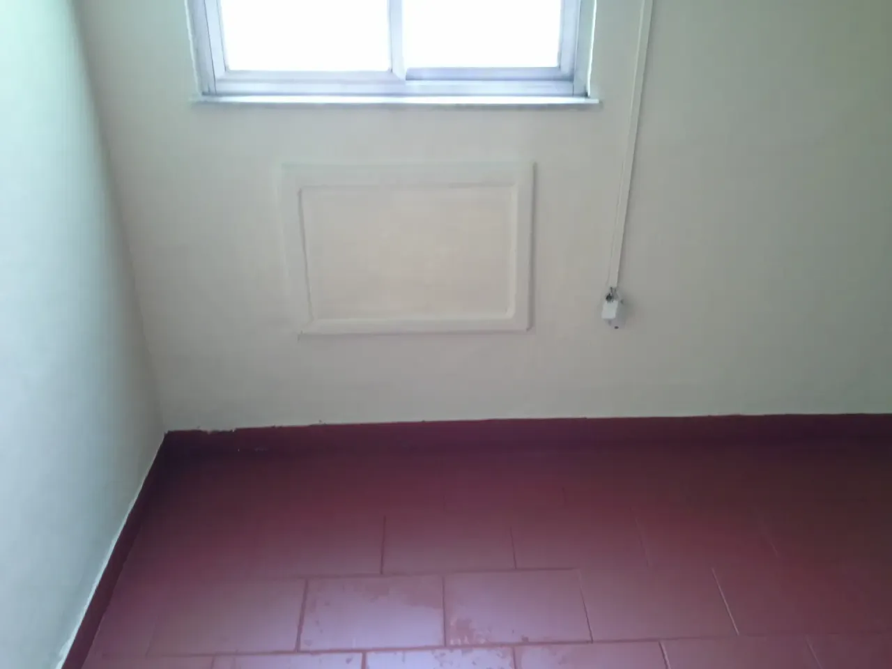 1-bedroom house with 1 bathroom and no parking spot — photo 13