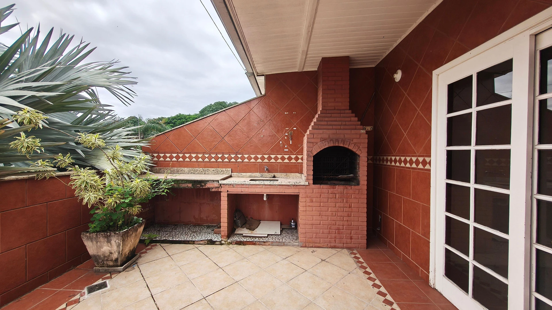 3-bedroom house with a walk-in closet in Rio de Janeiro — photo 11