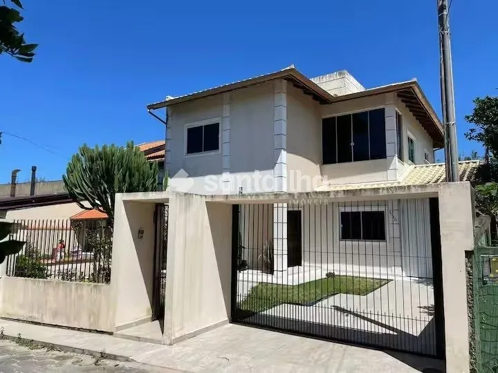 Furnished house with 4 bedrooms and a private balcony — photo 7