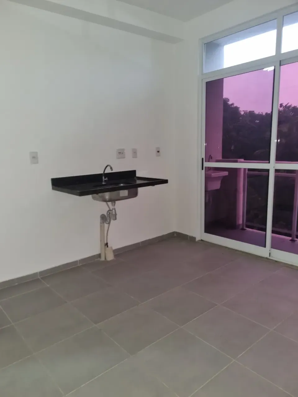 Apartamento com 1 dormitório e cozinha integrada — photo 2