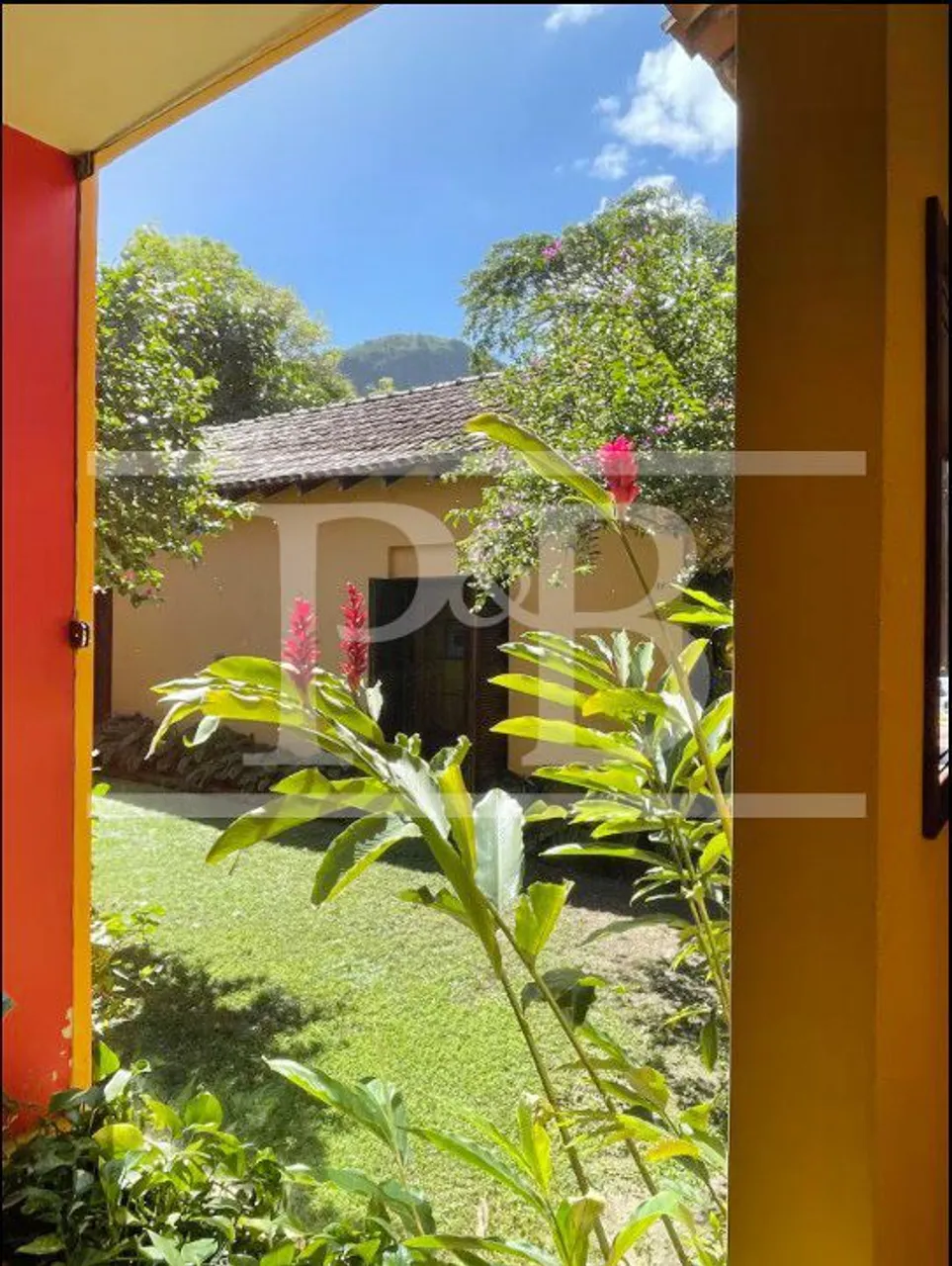 House with 4 bedrooms and 2 bathrooms, 440 m² and 2 parking — photo 14