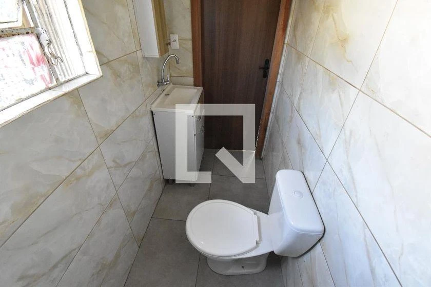 3-bedroom house with a washing machine in Curitiba — photo 9